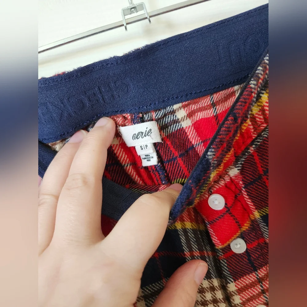 Aerie Plaid Red and Blue Women's Shorts S